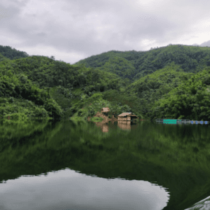 Hồ Thủy điện Huổi Na