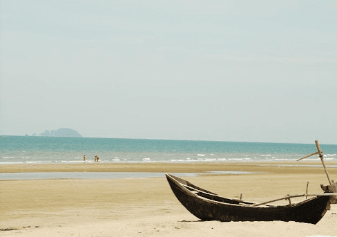 Bãi biển Hải Hòa