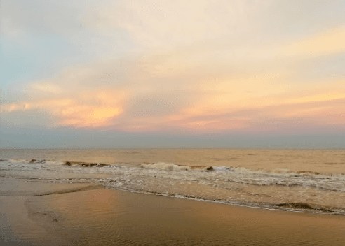 Bãi Biển Quảng Lợi
