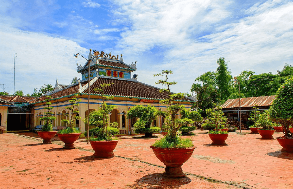 Di Tích Quản Cơ Trần Văn Thành