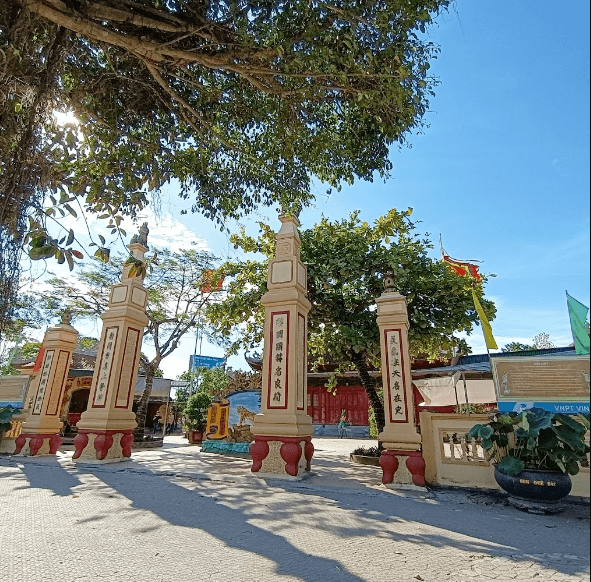 Đền Ông Hoàng Mười - Hưng Nguyên - Nghệ An