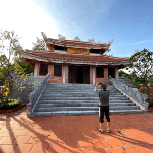 Đền Tưởng Niệm Liệt Sĩ Trường Sơn Bến Phà Long Đại - Quảng Ninh - Quảng Bình
