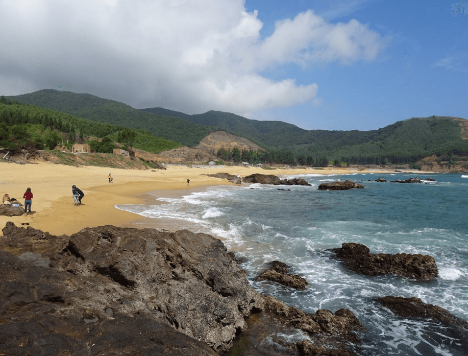 Bãi biển Lộ Diêu