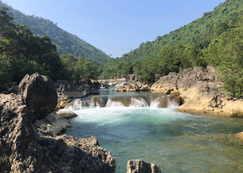 Khe Nước Lạnh