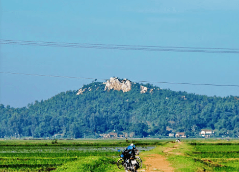 Núi Đá Bạc
