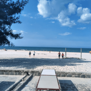 Bãi tắm Cửa Việt