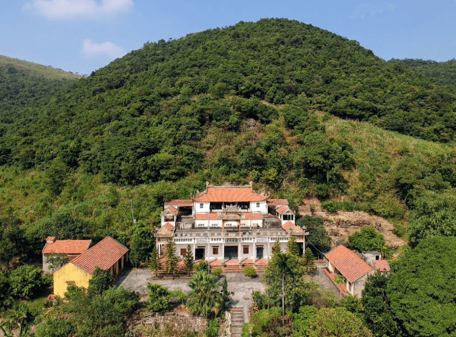 Chùa Vạn Triều - Yên Hưng - Quảng Ninh