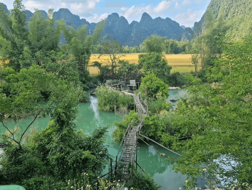 Điểm ngắm cảnh Quay Sơn - Trùng Khánh - Cao Bằng