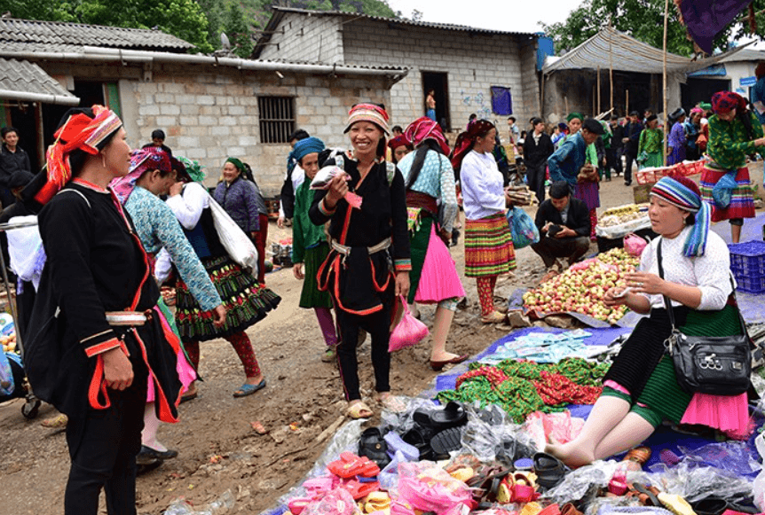 Chợ Lũng Phìn - Mèo Vạc - Hà Giang
