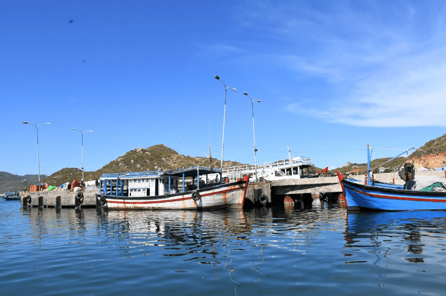 Cảng tàu Bình Ba
