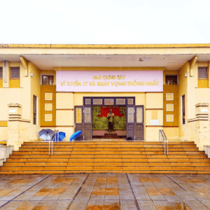 Nhà trưng bày Khu di tích cầu Hiền Lương