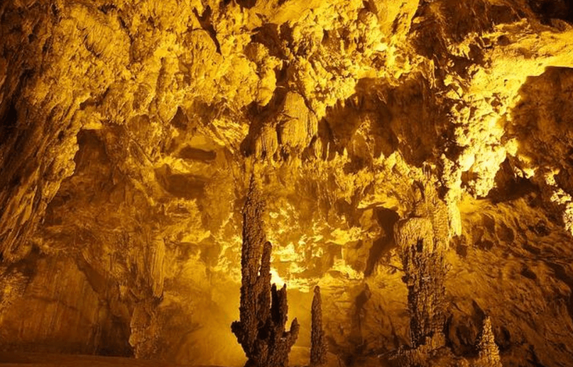 Hang Ngườm Vài - Hà Quảng - Cao Bằng