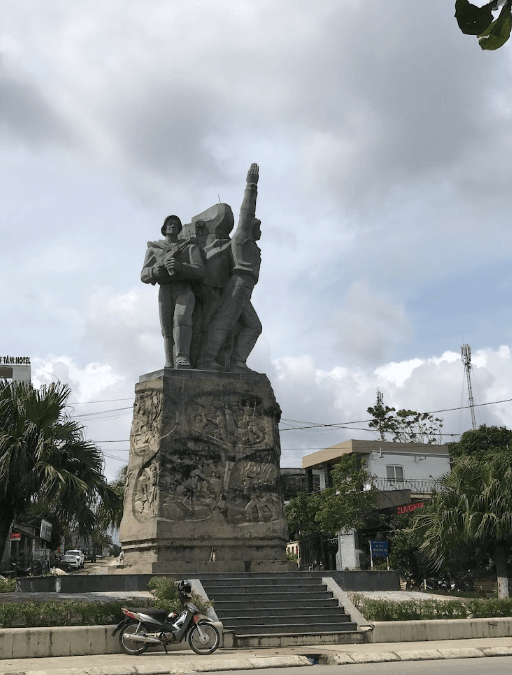 Di Tích Tượng Đài Khe Sanh - Hướng Hóa - Quảng Trị