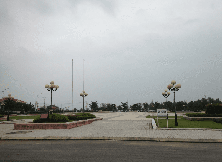 Quảng Trường Núi Thành