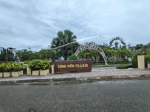 Công Viên Thị Xã LaGi