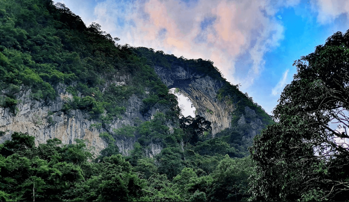 Cổng Trời Ngũ Lão - Hòa An - Cao Bằng