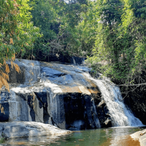 Thác Chín Tầng