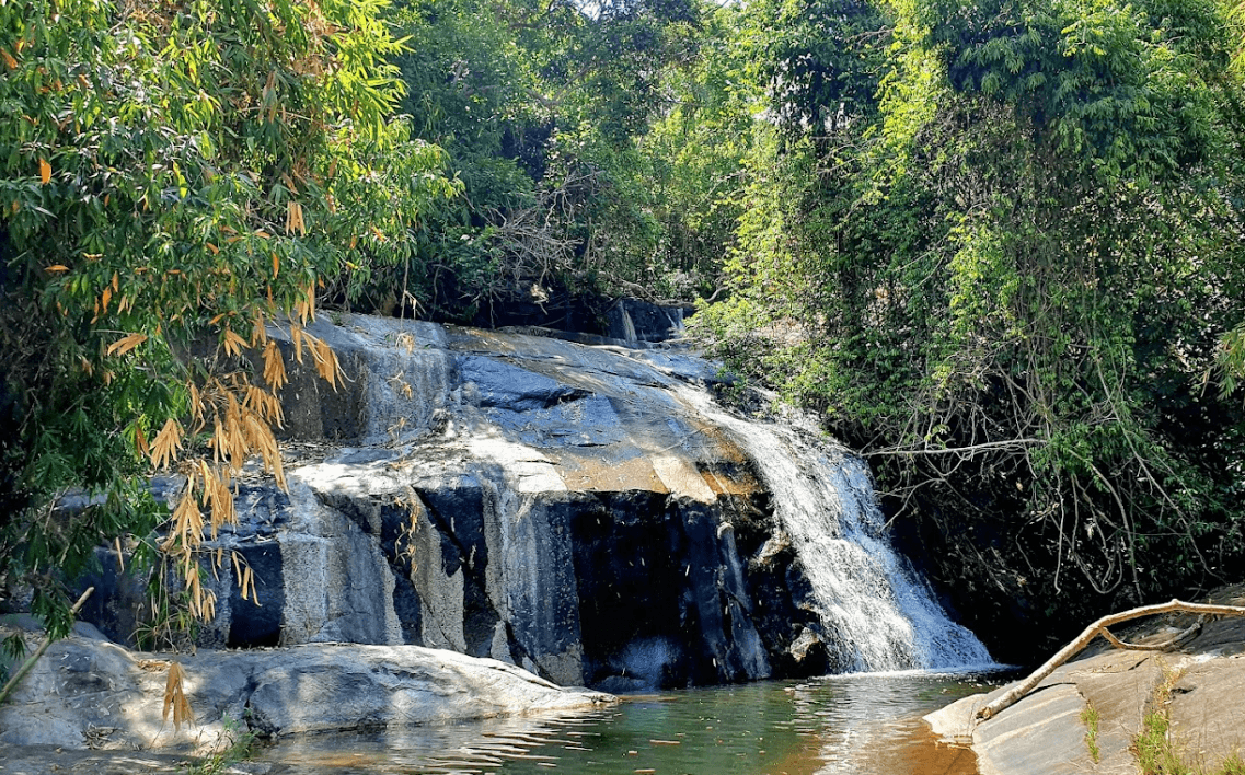 Thác Chín Tầng