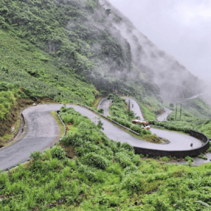 Điểm ngắm cảnh dốc Thẩm Mã - Đồng Văn - Hà Giang