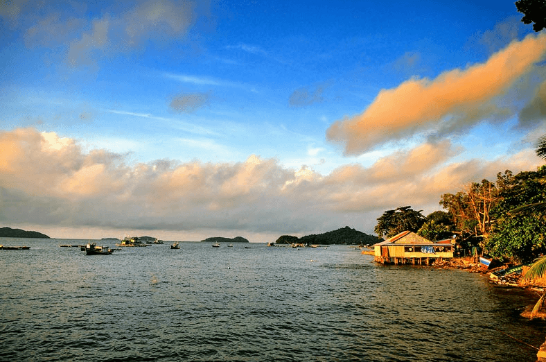 Bến tàu chính đảo Hải Tặc - Hà Tiên - Kiên Giang