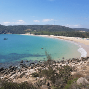 Bãi biển Bãi Nồm