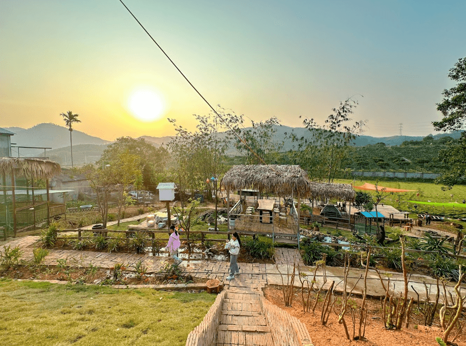 Khu Du Lịch Nông Trại Vui Vẻ - Uông Bí - Quảng Ninh