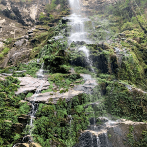Trekking Thác Ong Chúa
