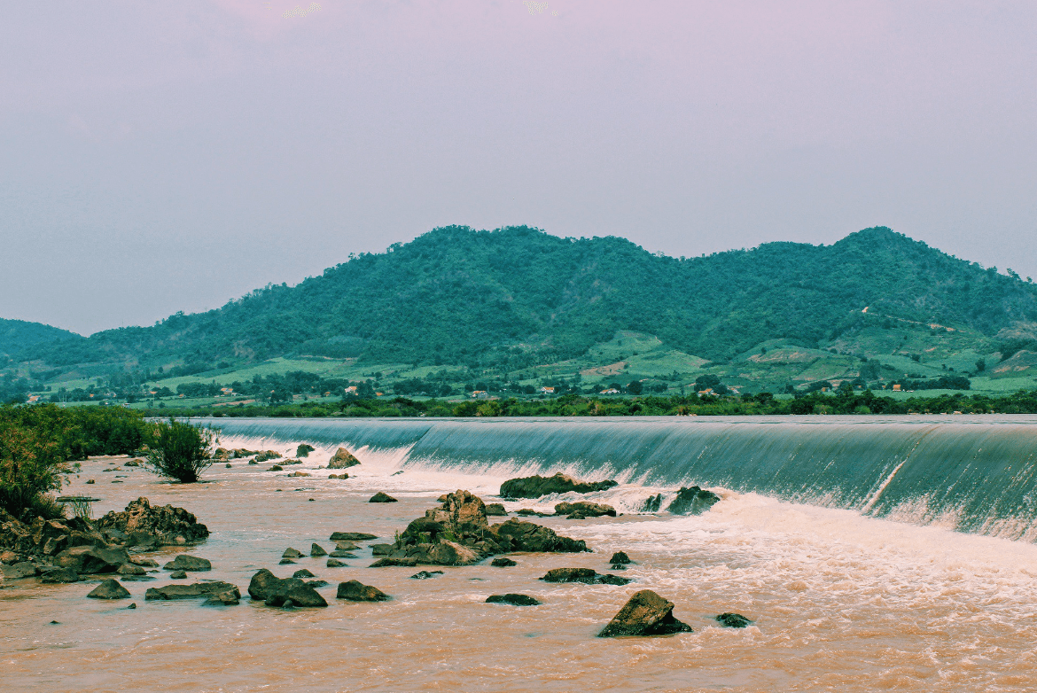 Đập Đồng Cam