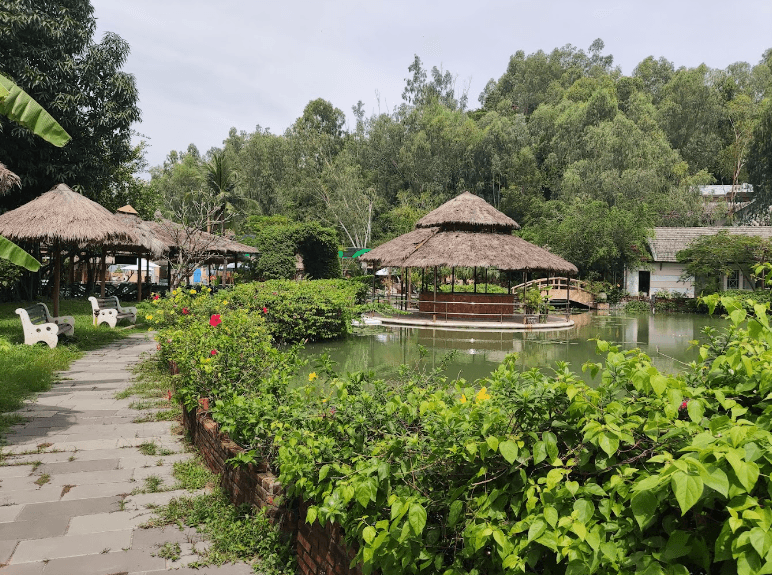Trung Tâm Suối khoáng nóng THÁP BÀ NHA TRANG