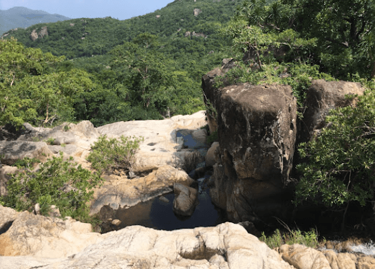 Suối Lồ Ồ