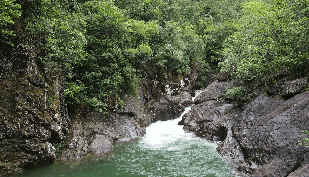 Thác 72 gian - Móng Cái - Quảng Ninh