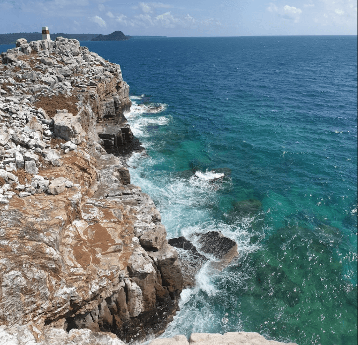 Bãi Dong