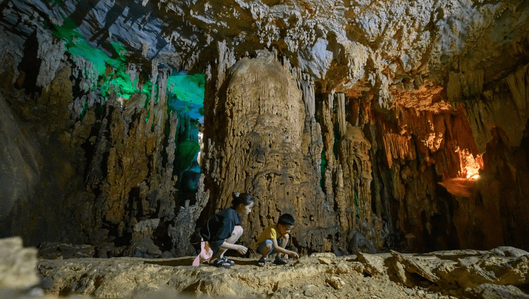 Hang Phượng Hoàng - Võ Nhai - Thái Nguyên