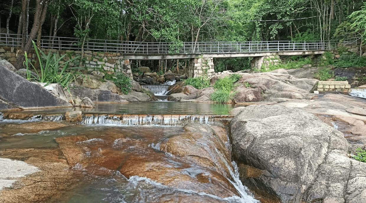 Khu Du Lịch Suối Tiên