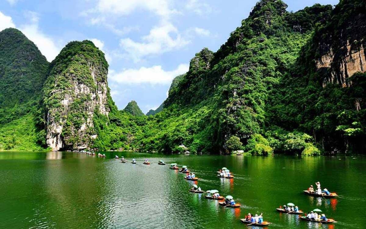 Digital Detox in Vietnam: Amazing Places to Unplug and Find Peace